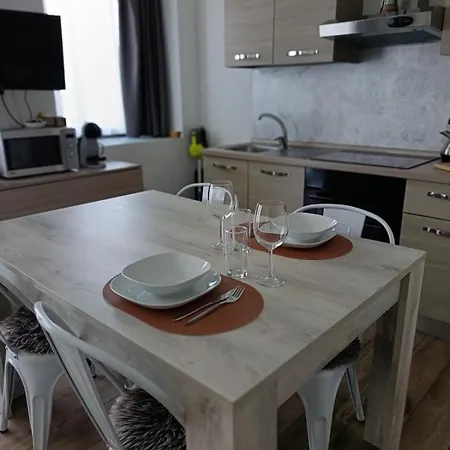 Marco Apartment *